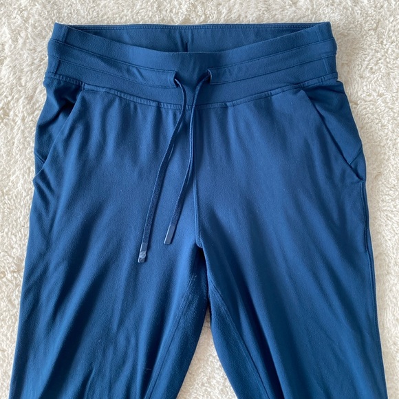 ❤️ Lululemon Ready to Rulu Joggers Size 6 - Picture 2 of 9